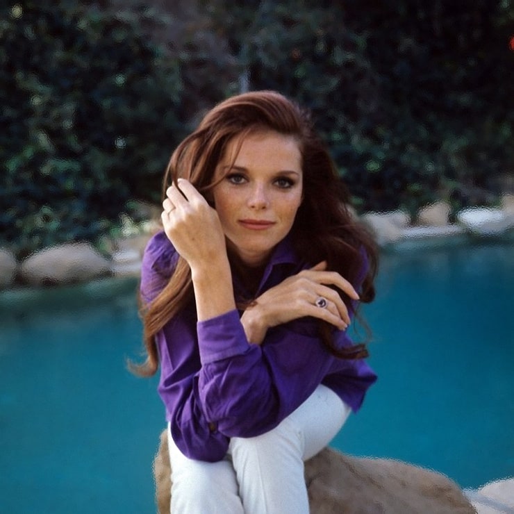 Samantha Eggar