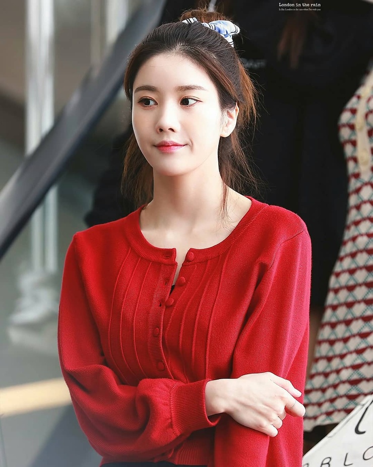 Eun-bi Kwon Eun-bi Kwon
