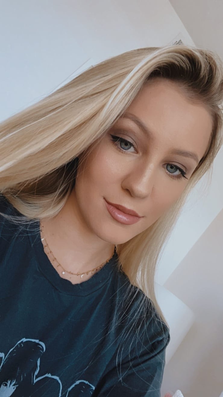 Ava Sambora