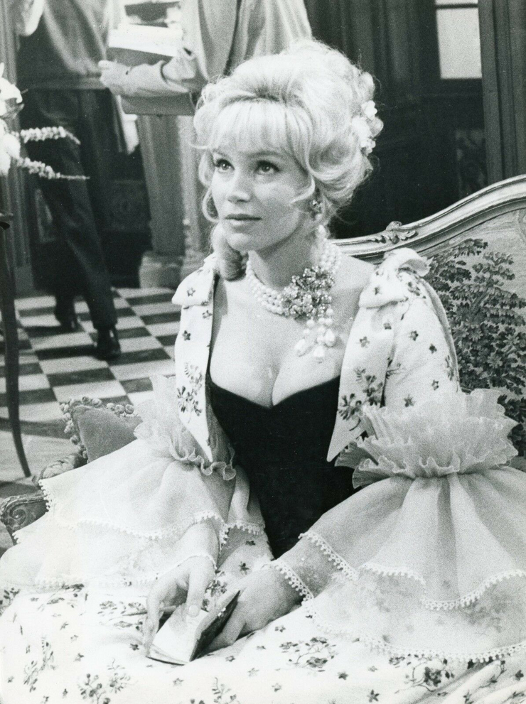 Estella Blain