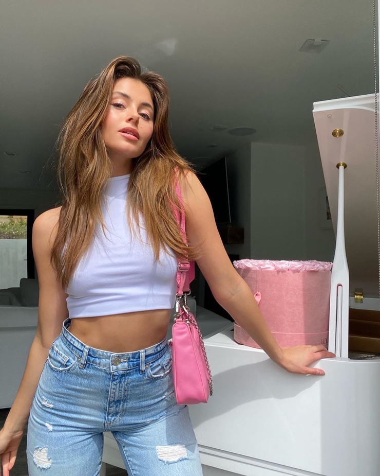 Daniella Beckerman Daniella Beckerman