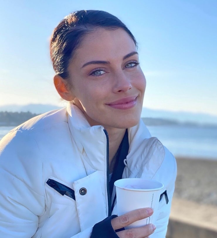 Jessica Lowndes Jessica Lowndes