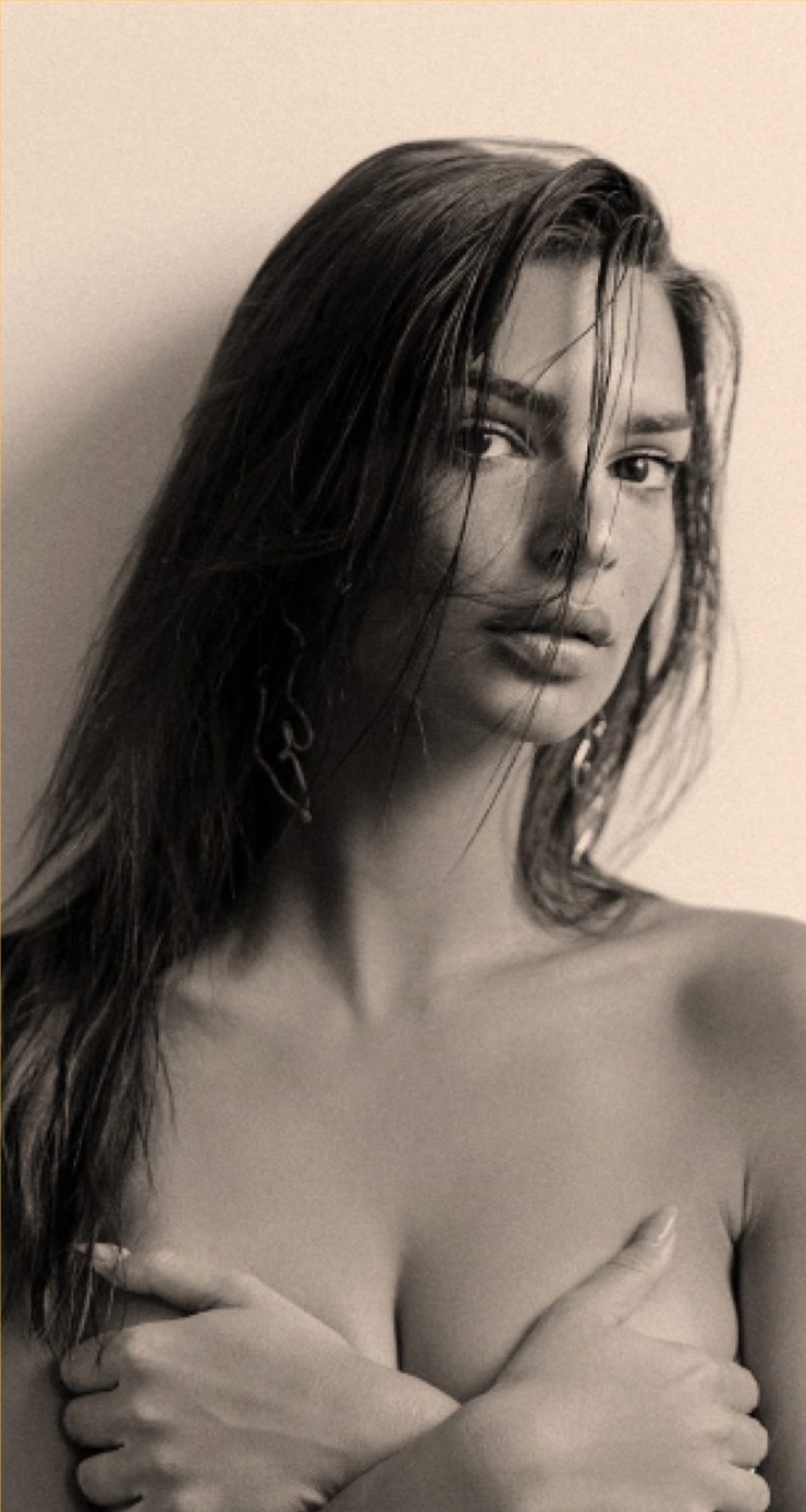 Emily Ratajkowski