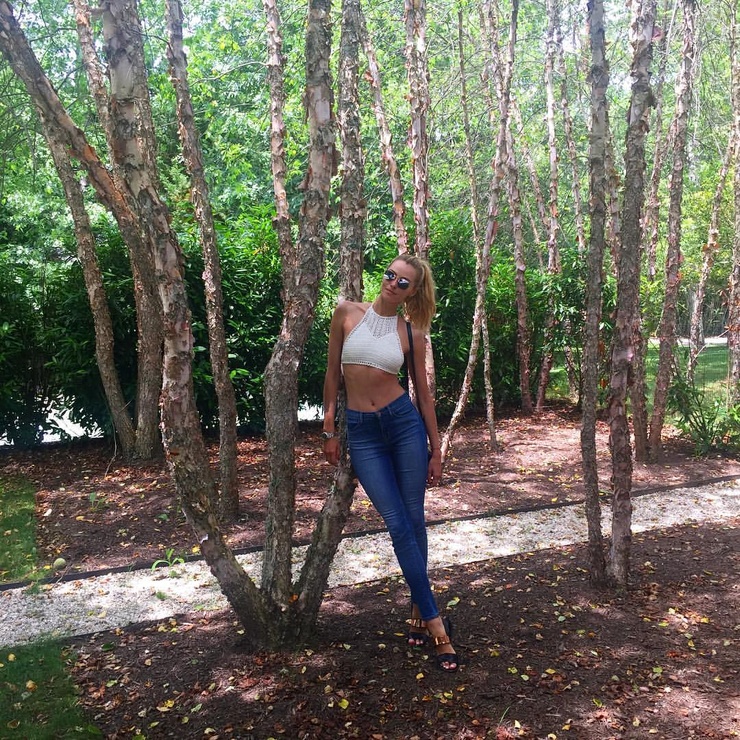 Valentina Zelyaeva Valentina Zelyaeva