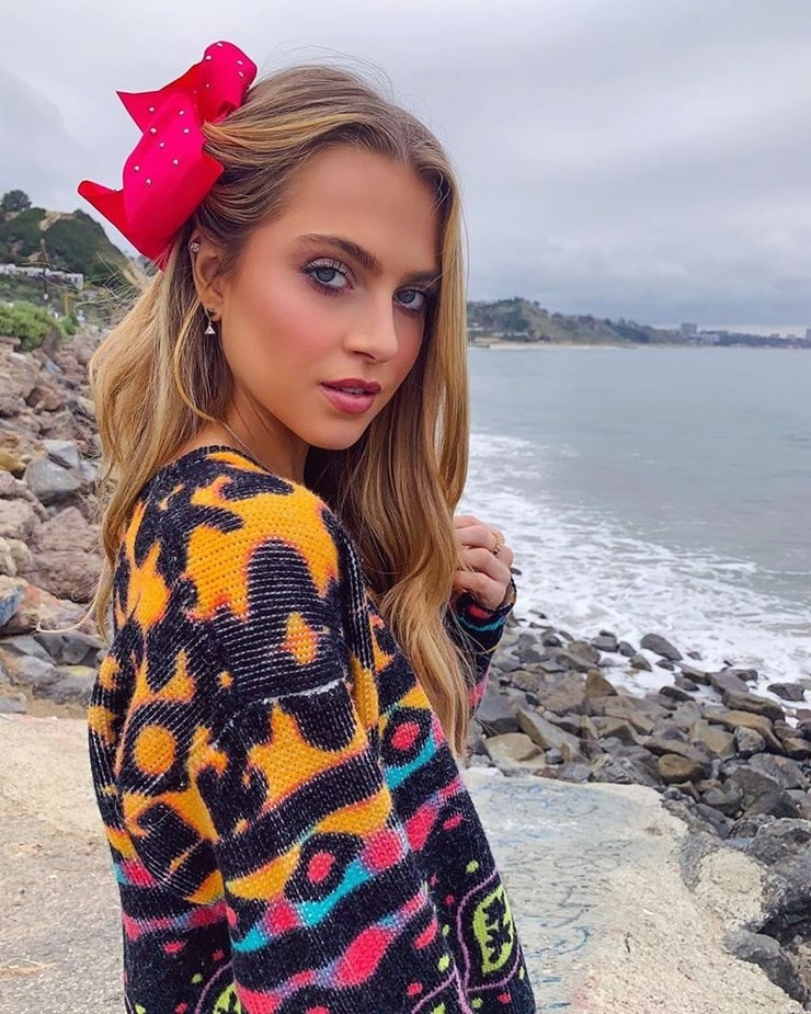 Anne Winters