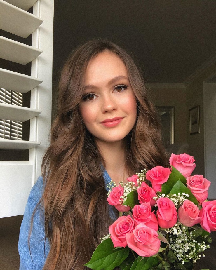 Olivia Sanabia Olivia Sanabia