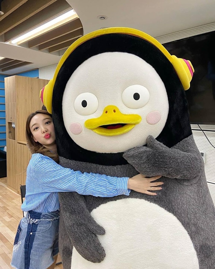 Im Nayeon