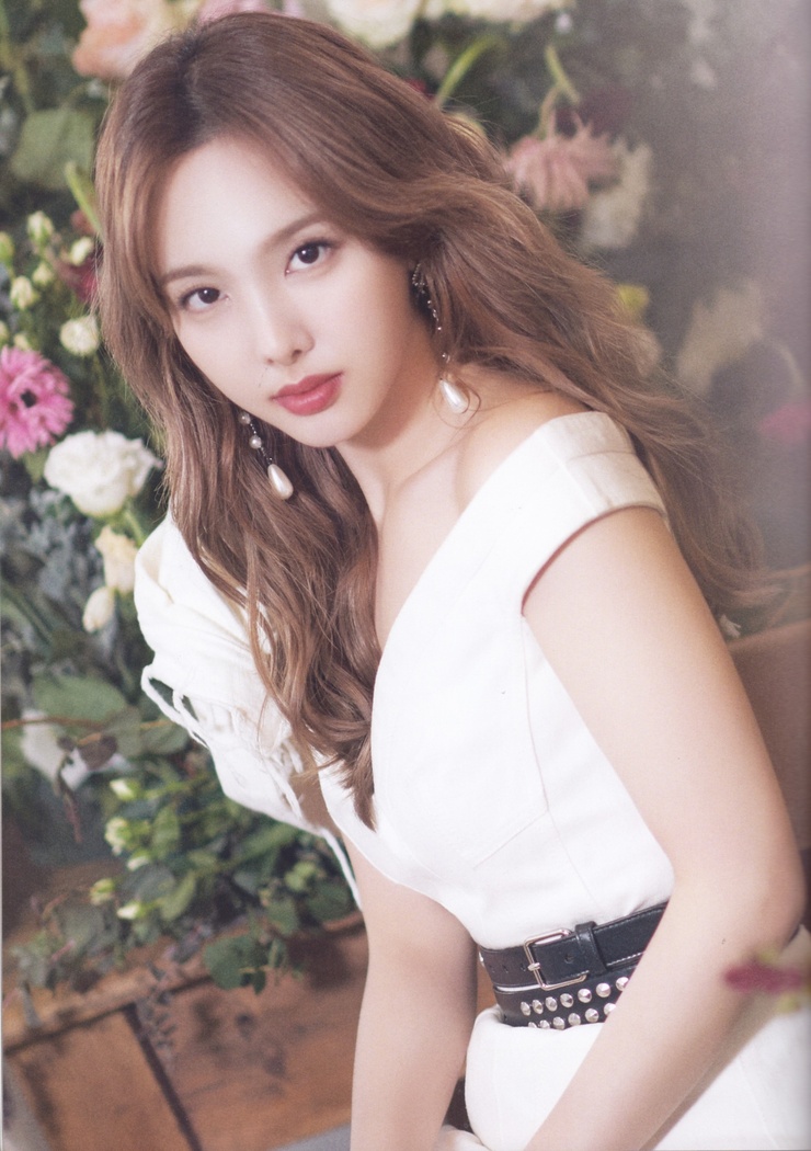 Im Nayeon