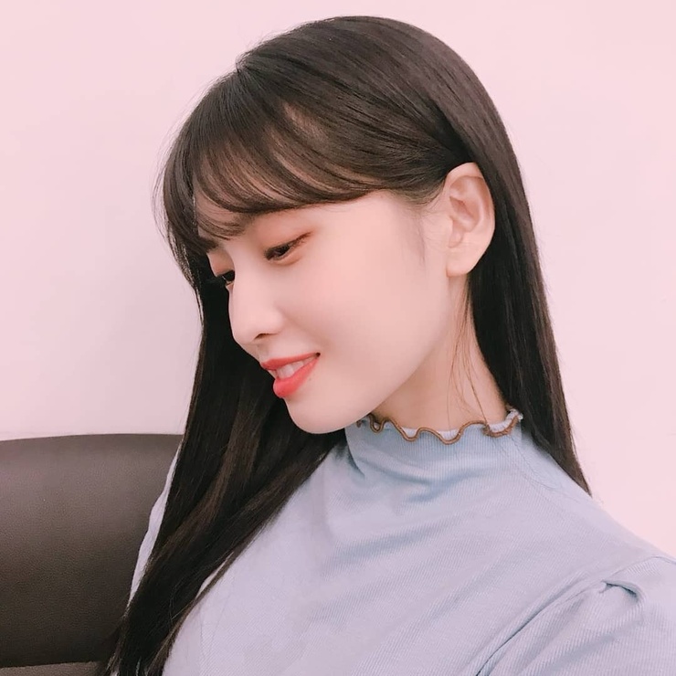 Hirai Momo