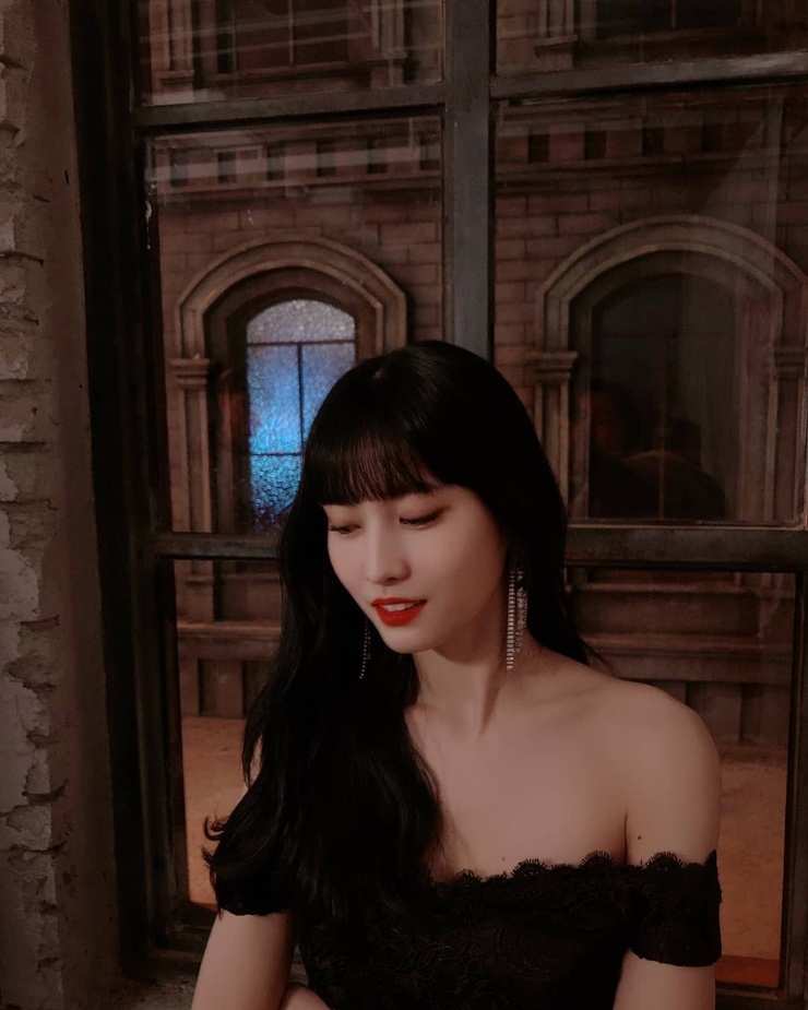 Hirai Momo
