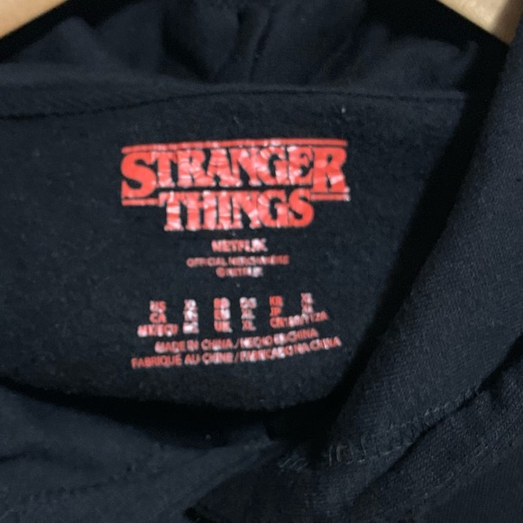 Picture of Forever 21 Men’s XL Stranger Things Hoodie in Blk