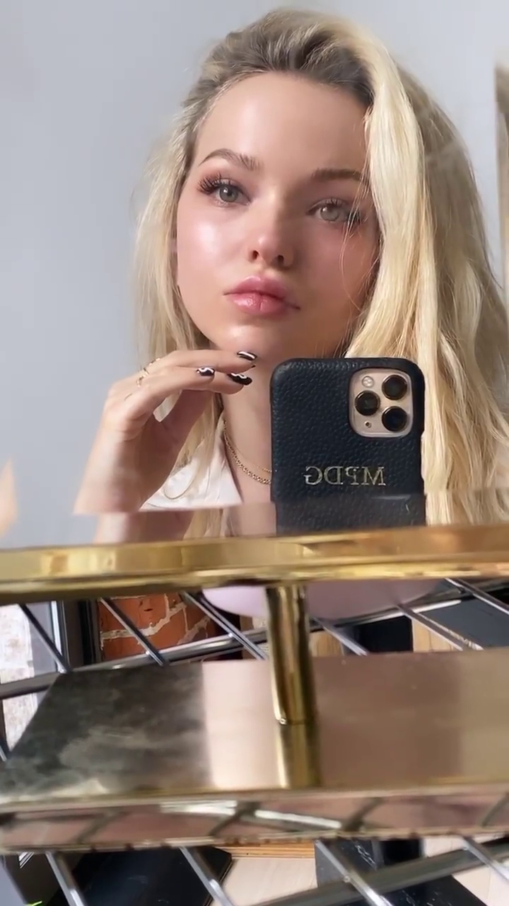 Dove Cameron