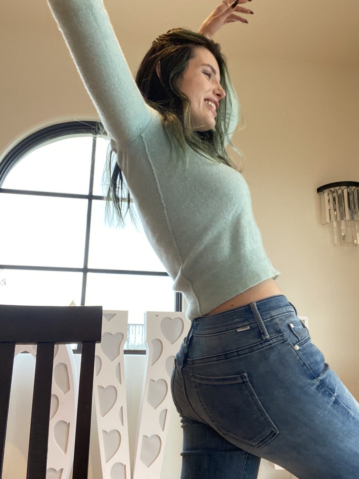 Bella Thorne Bella Thorne
