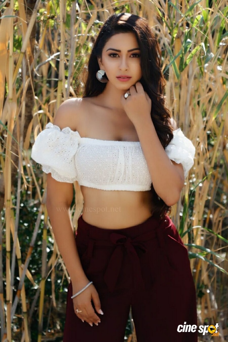 Eshanya Maheshwari