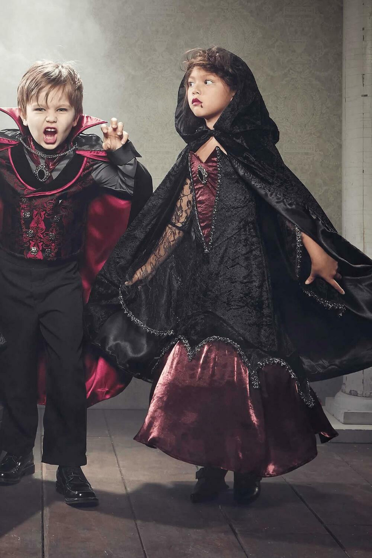 Midnight Vampiress Costume for Girls