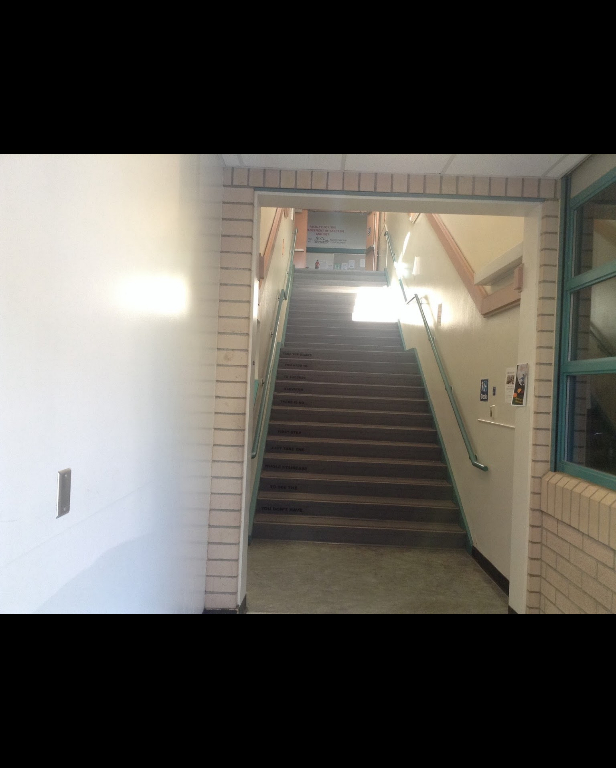 Walnut Grove Secondary School picture
