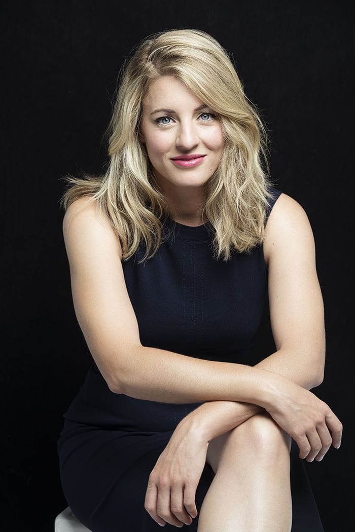 Mélanie Joly picture