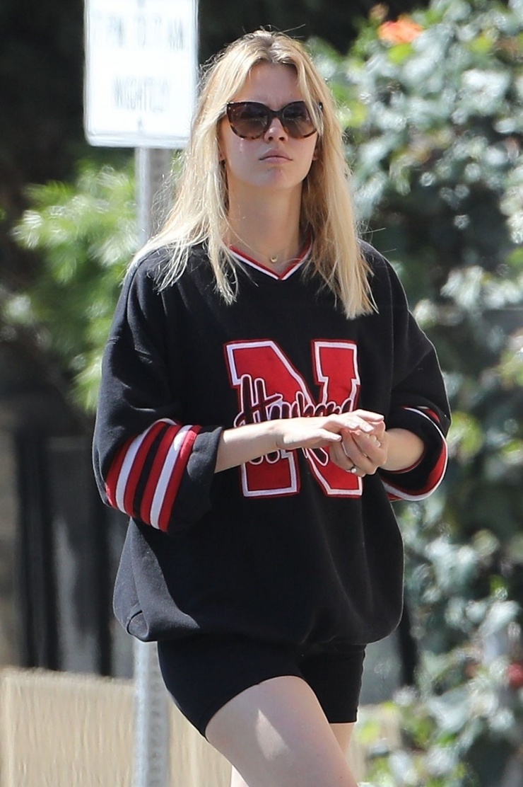 Mia Goth Mia Goth