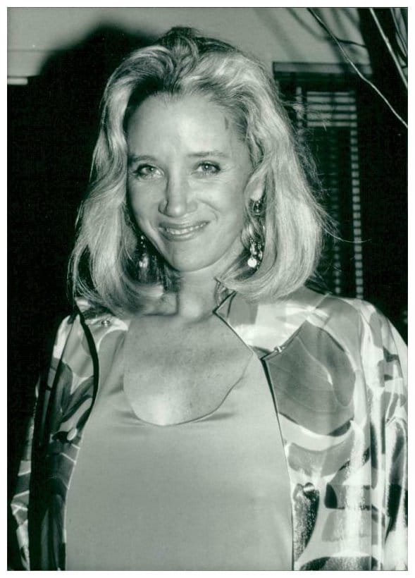 Sally Kirkland Sally Kirkland