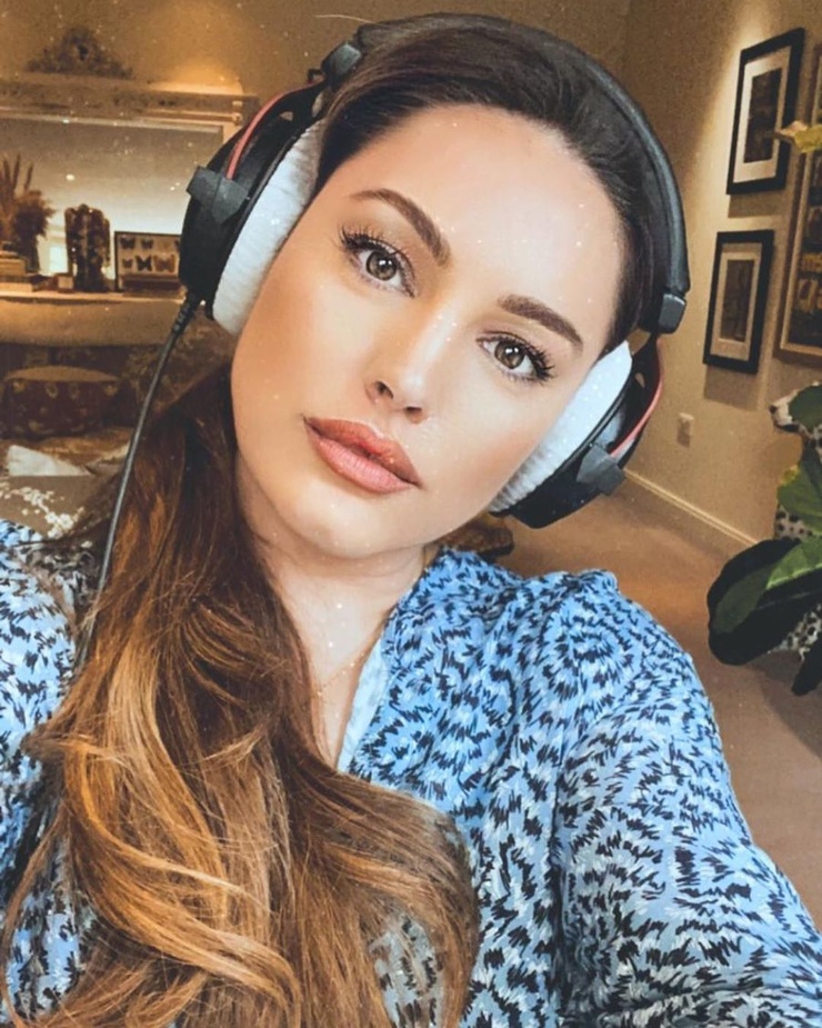 Kelly Brook