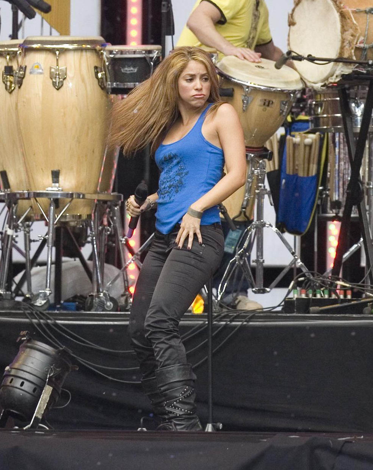 Shakira Shakira