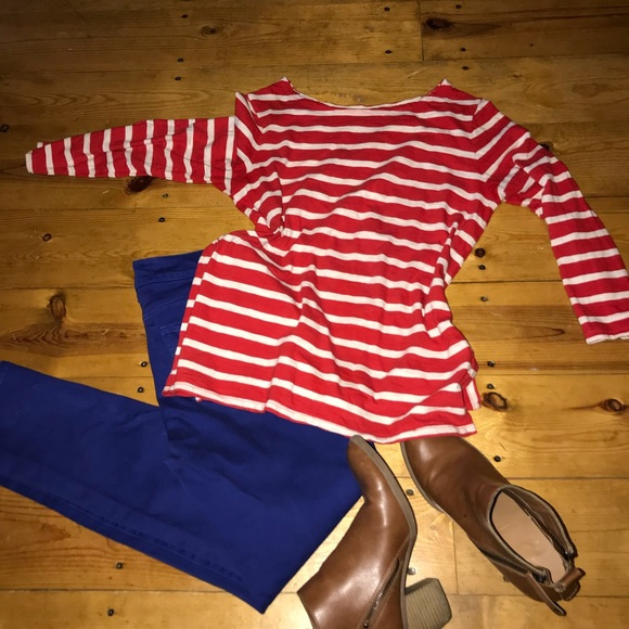 Old navy red and white striped shirt size medium
