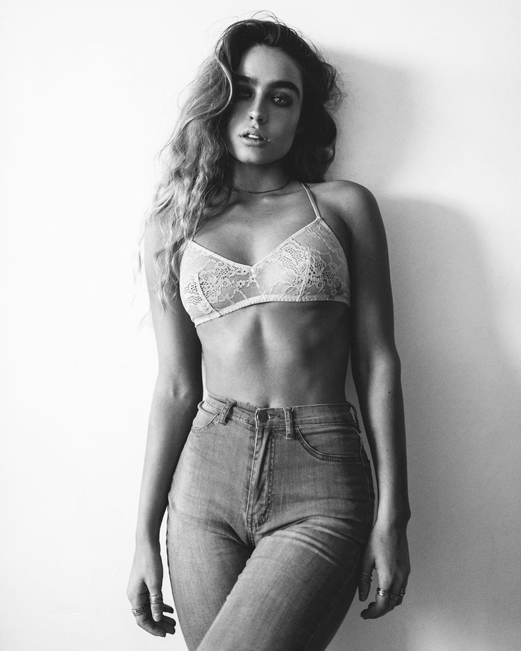 Sommer Ray
