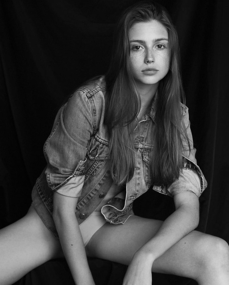 Daiane Meneghel Daiane Meneghel
