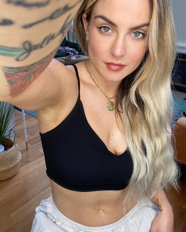 Joanna 'JoJo' Levesque Joanna 'JoJo' Levesque