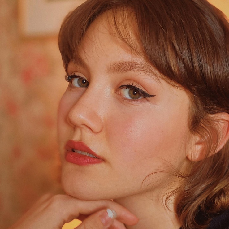 Iris Apatow
