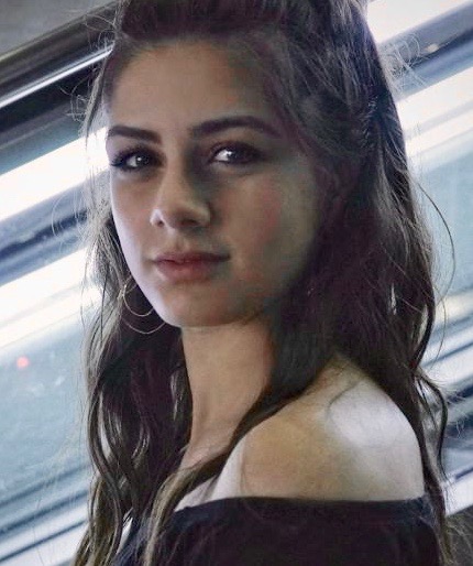 Derya Flechtner Derya Flechtner