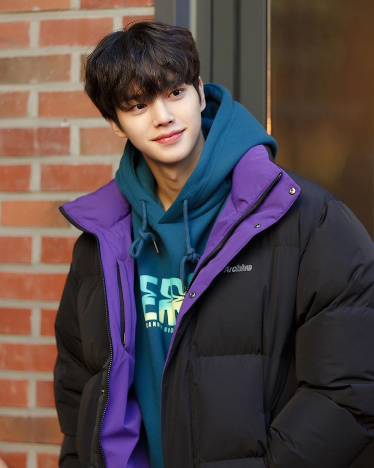 Song Kang Song Kang