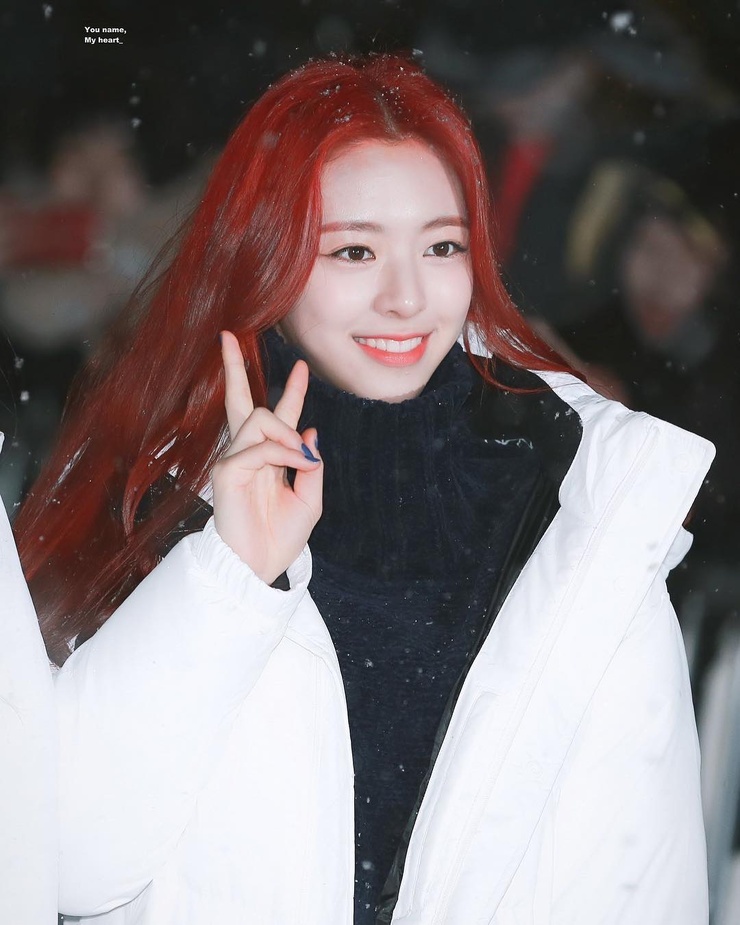 Yuna (ITZY) Yuna (ITZY)