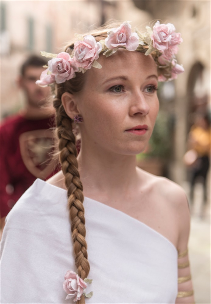 Fleur Monharoul