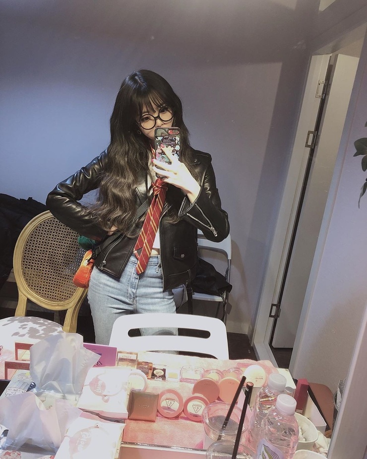 Suyeon (수연)