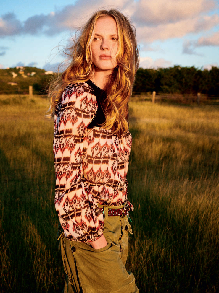 Anne Vyalitsyna Anne Vyalitsyna