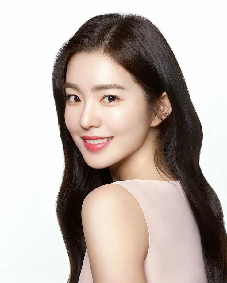 Irene (Bae Ju Hyun) Irene (Bae Ju Hyun)
