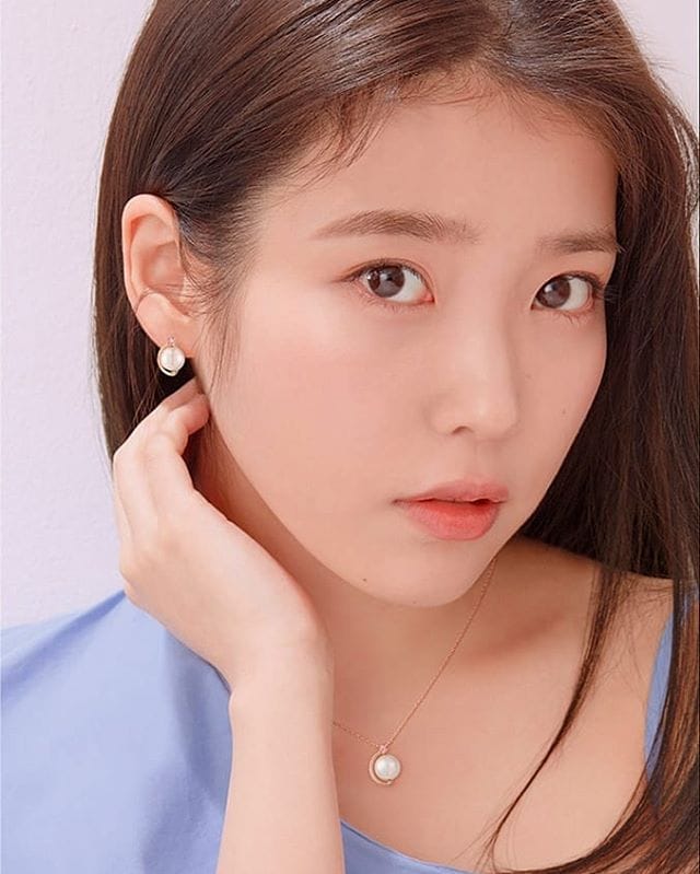 IU picture