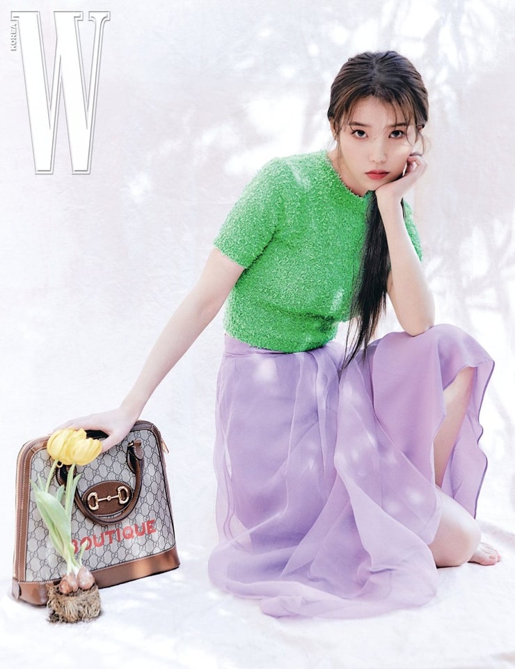 IU