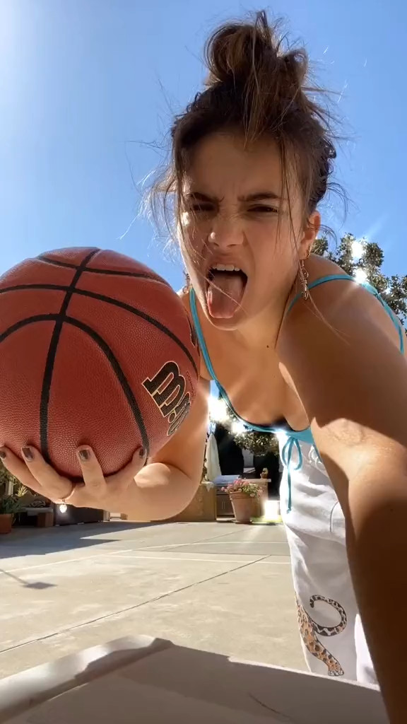 alexis jayde burnett