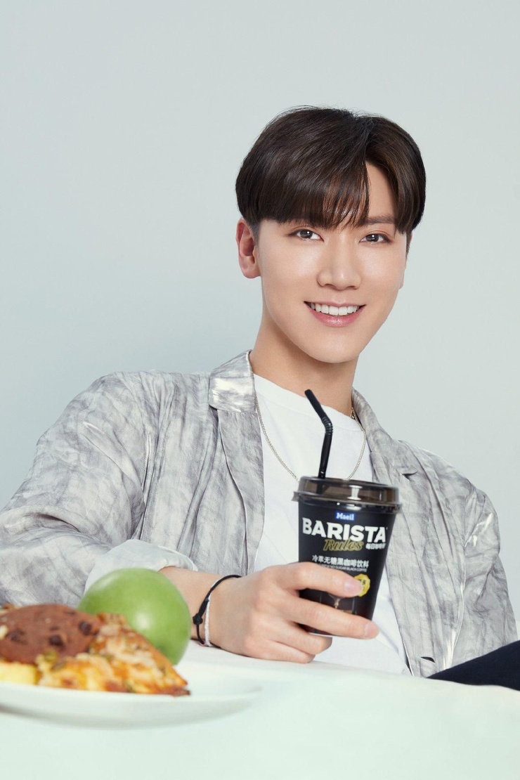 Ten (텐)