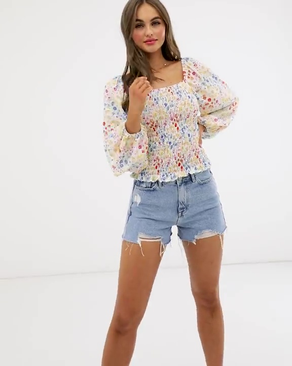 Lily Easton Lily Easton
