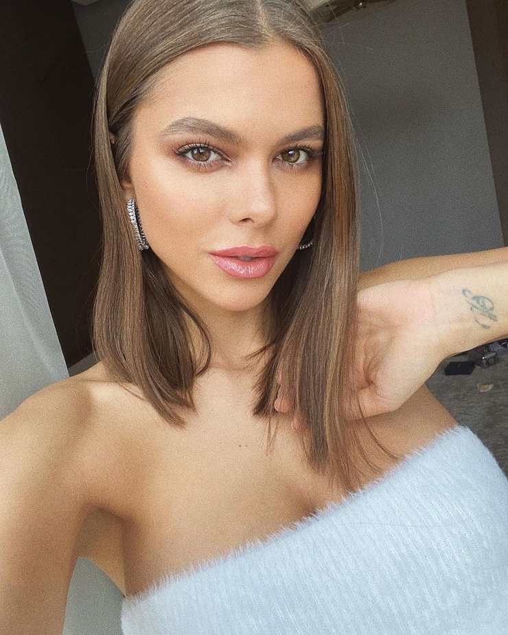 Viki Odintcova Viki Odintcova