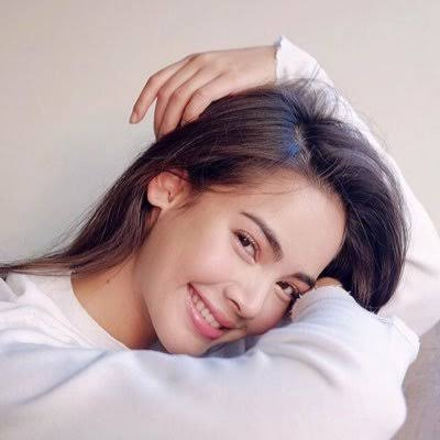 Urassaya Sperbund