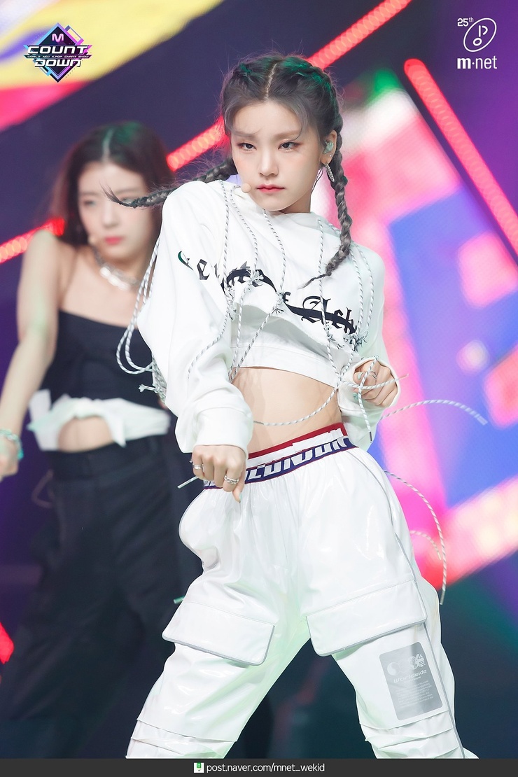 Hwang Yeji