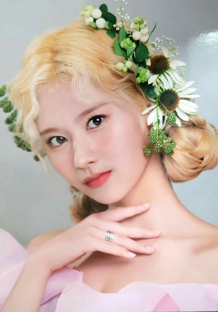 Minatozaki Sana