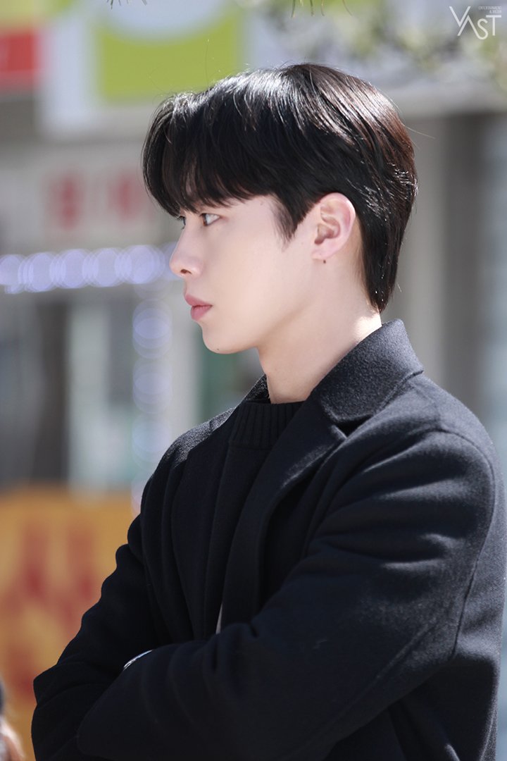 Jae-Wook Lee