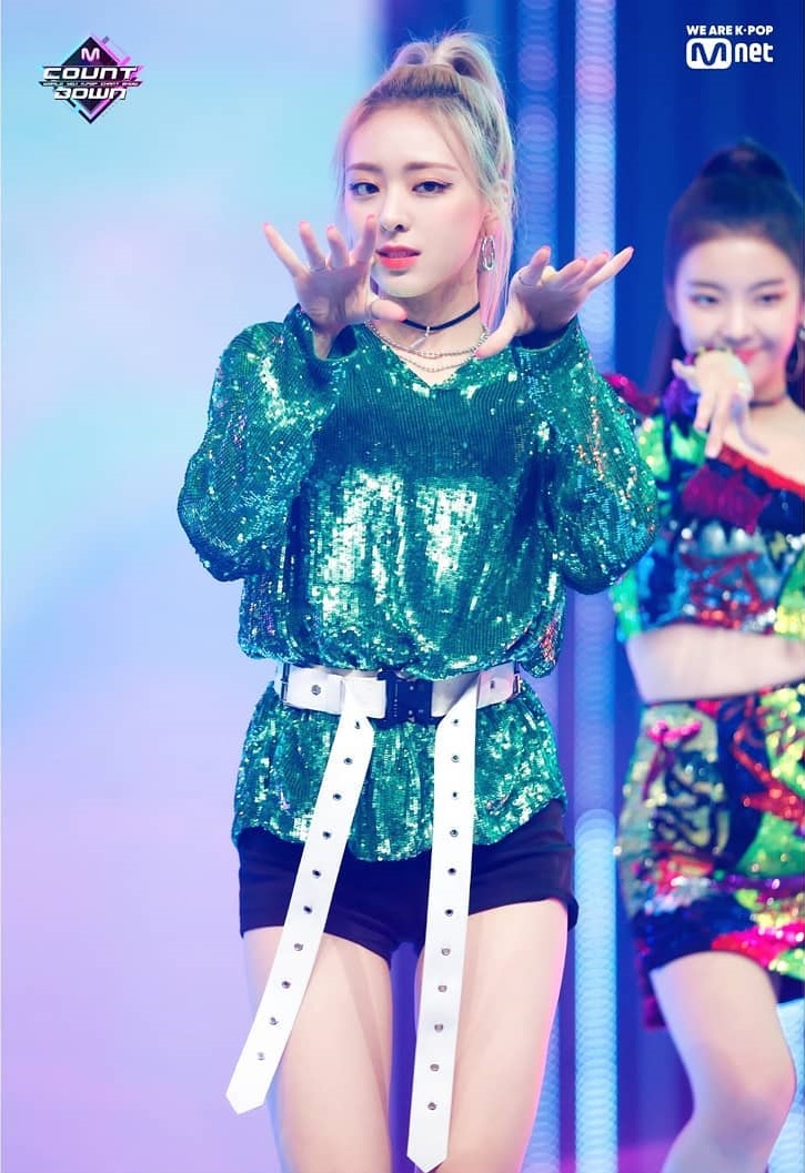 Yuna (ITZY)