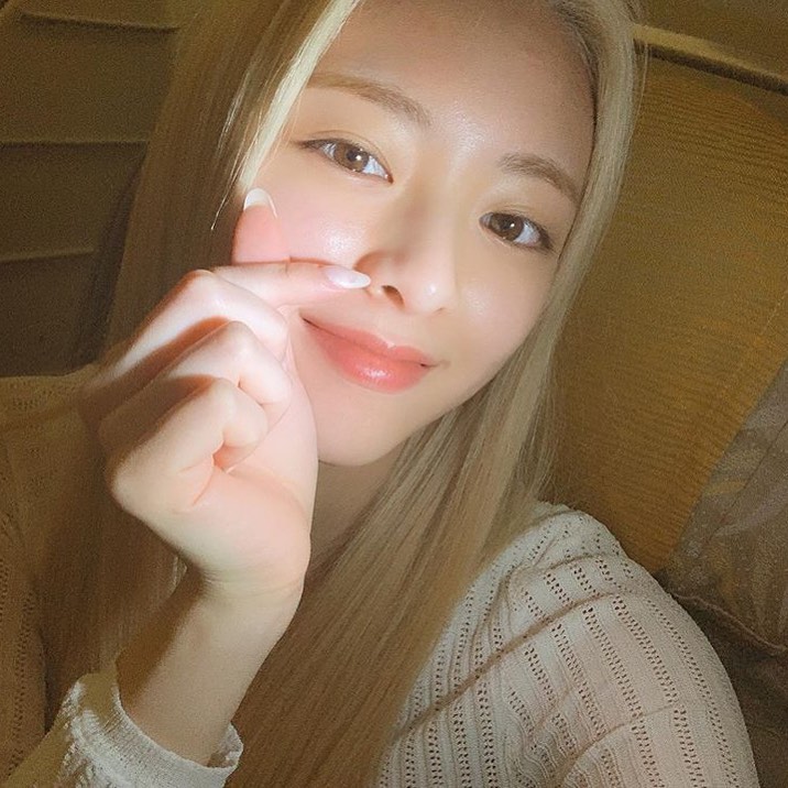 Yuna (ITZY)