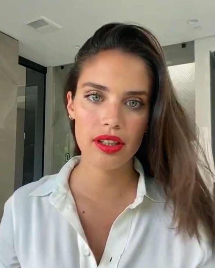 Sara Sampaio Sara Sampaio